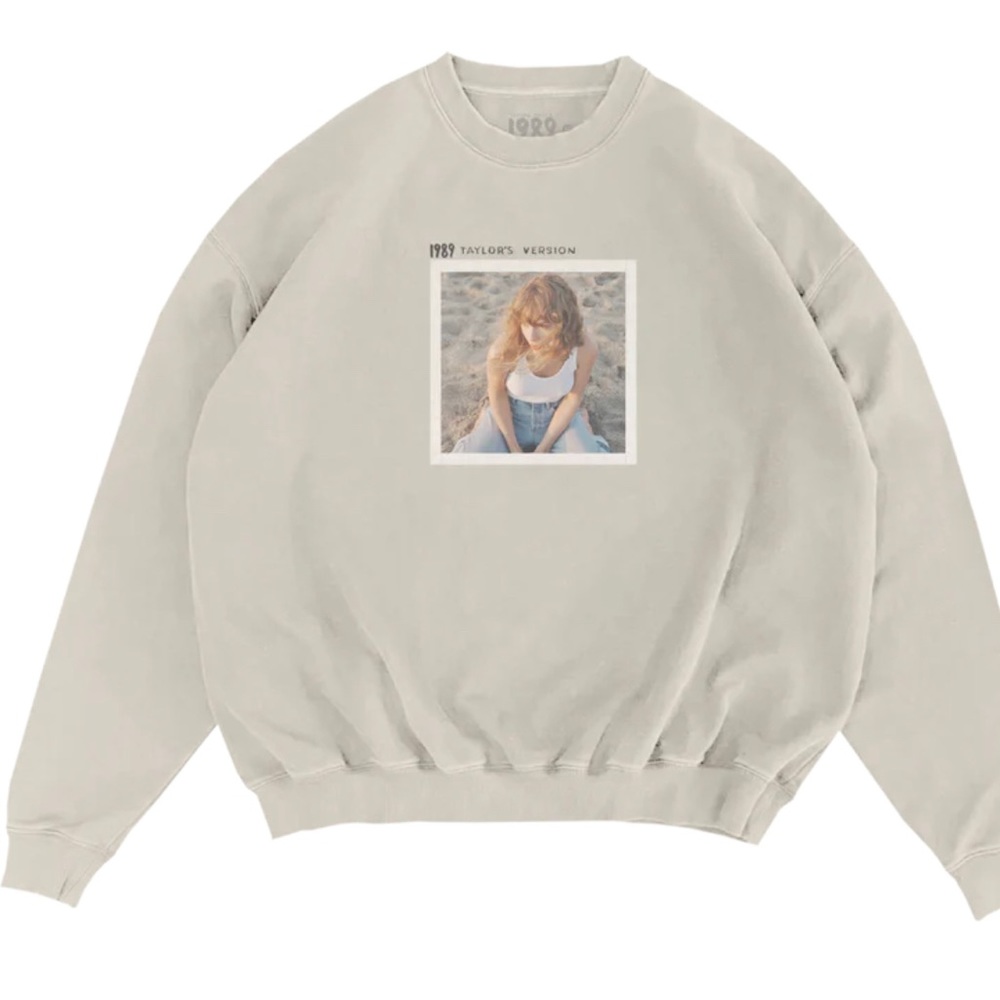 Taylor Swift 1989 Polaroid sweatshirt